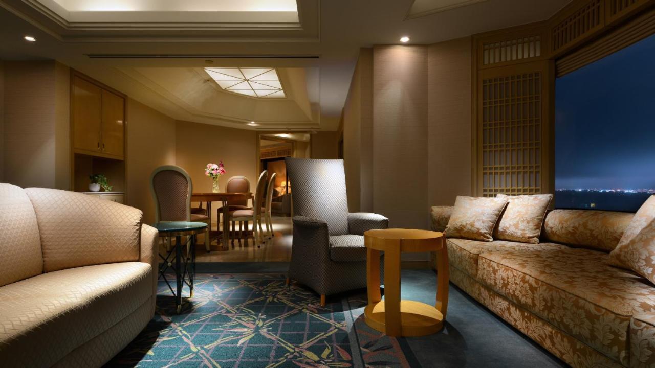Hotel New Otani Makuhari Чиба Екстериор снимка