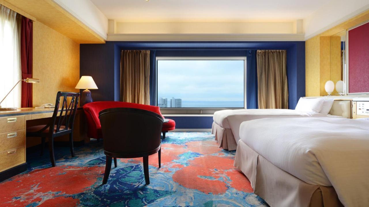 Hotel New Otani Makuhari Чиба Екстериор снимка
