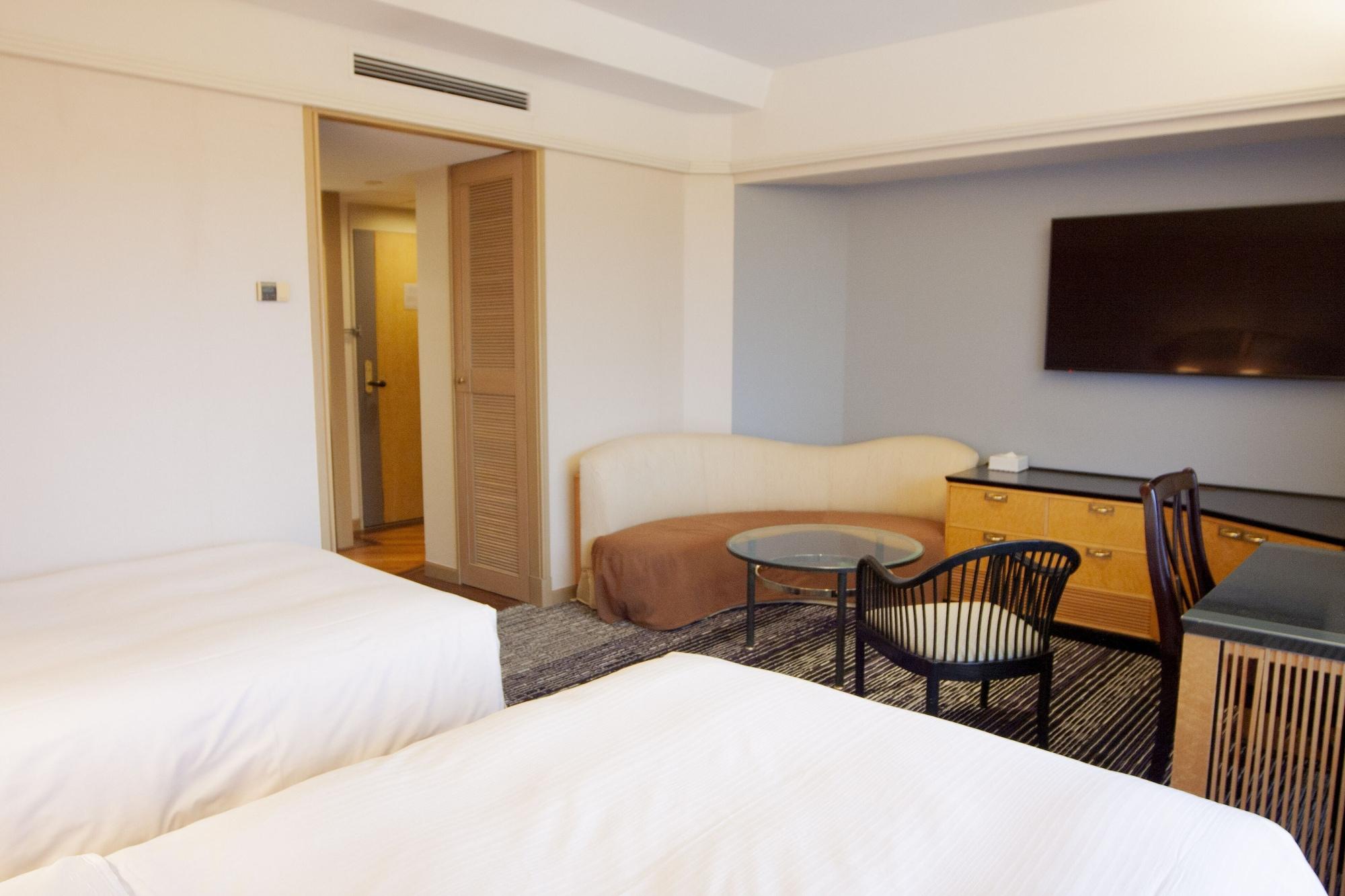 Hotel New Otani Makuhari Чиба Екстериор снимка