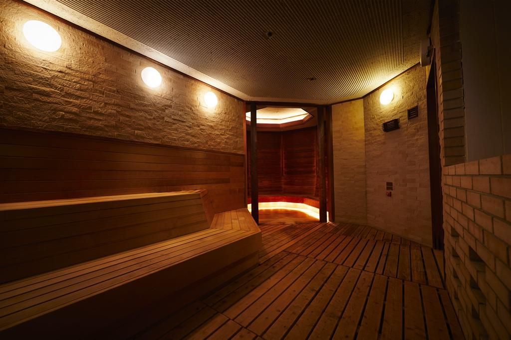 Hotel New Otani Makuhari Чиба Екстериор снимка