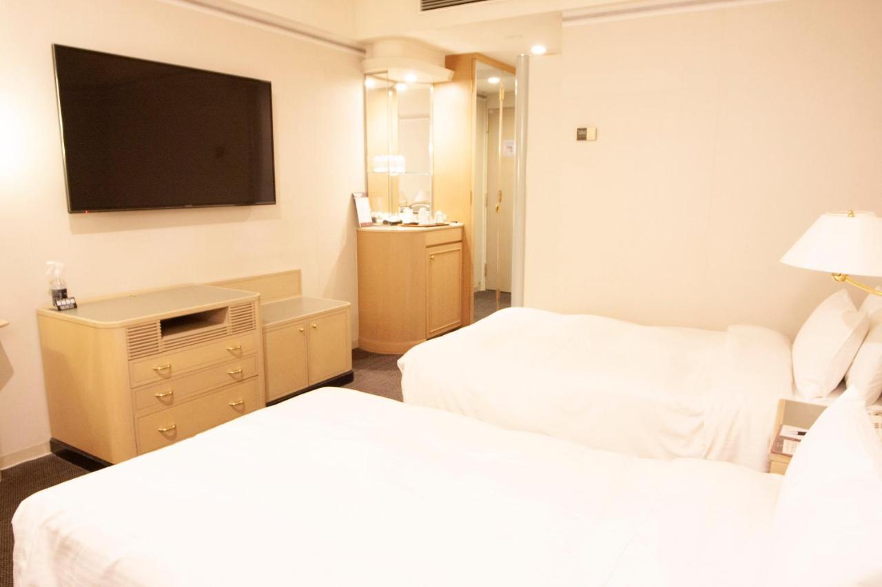 Hotel New Otani Makuhari Чиба Екстериор снимка