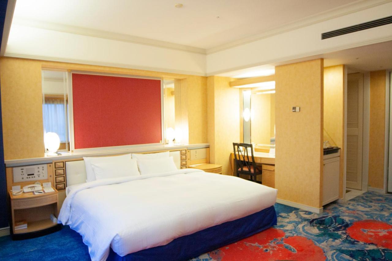 Hotel New Otani Makuhari Чиба Екстериор снимка