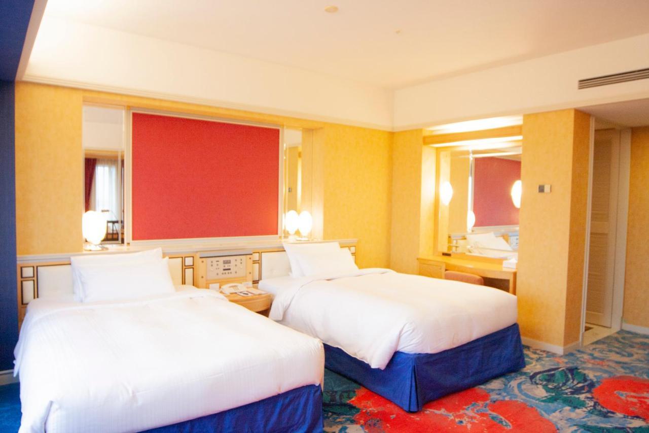 Hotel New Otani Makuhari Чиба Екстериор снимка
