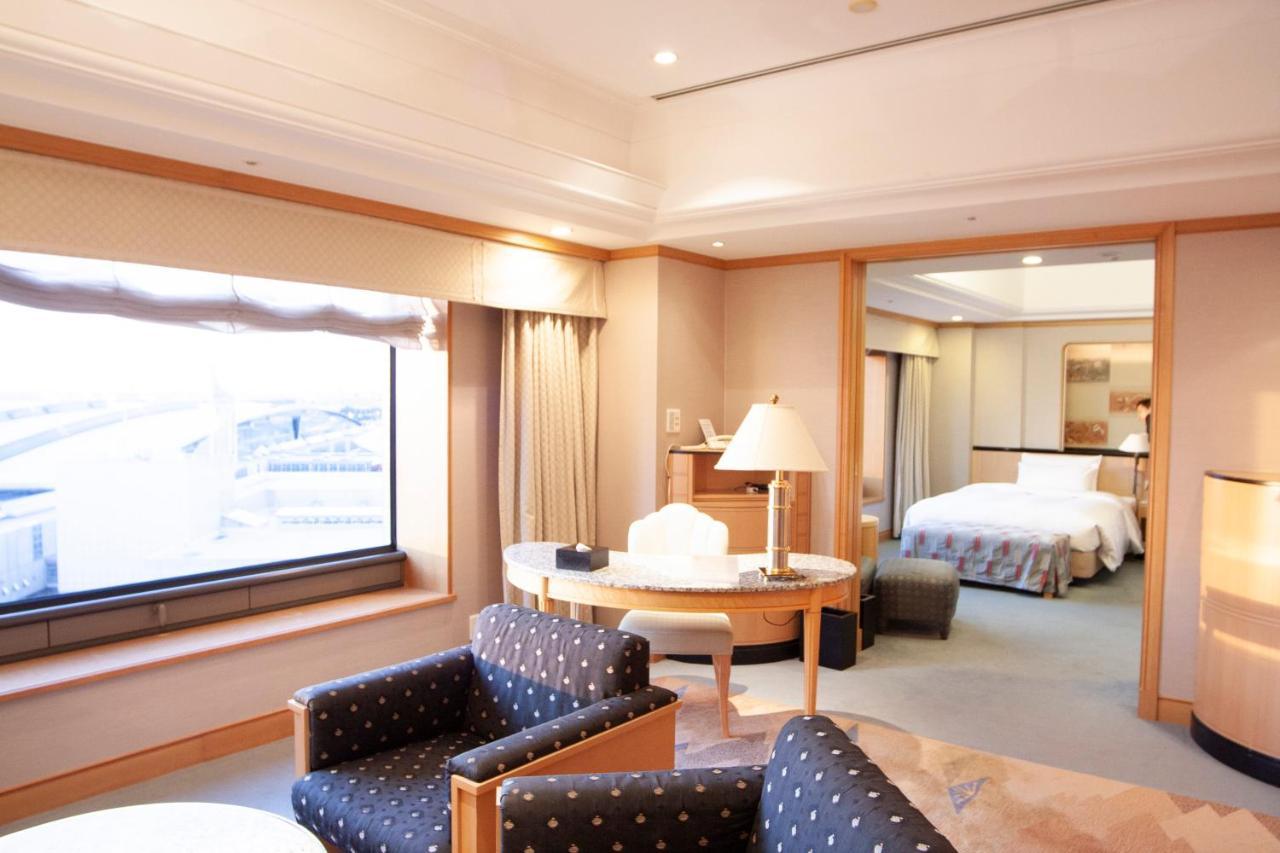 Hotel New Otani Makuhari Чиба Екстериор снимка