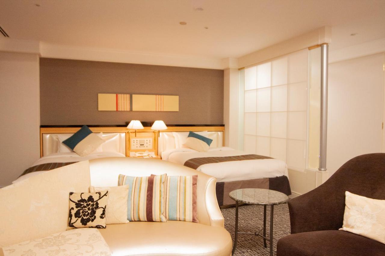 Hotel New Otani Makuhari Чиба Екстериор снимка