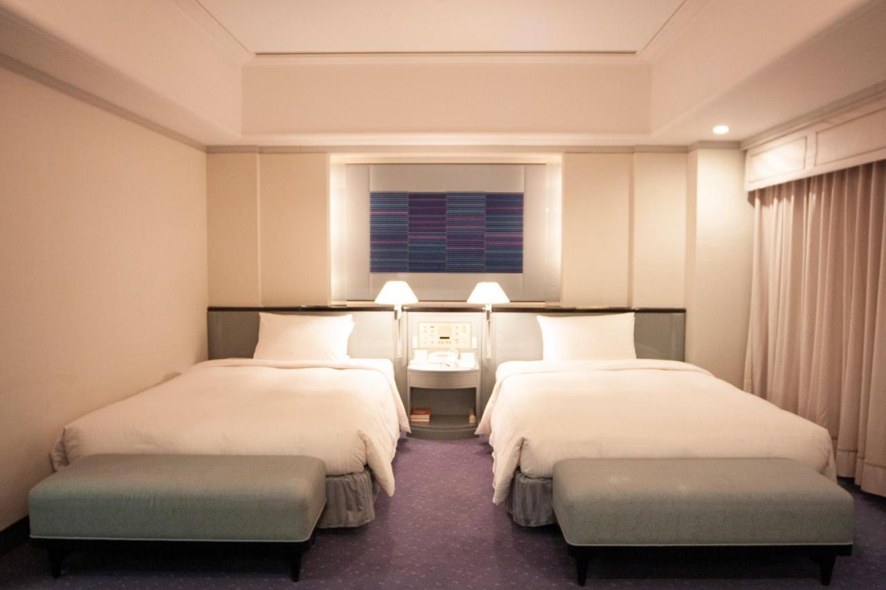 Hotel New Otani Makuhari Чиба Екстериор снимка