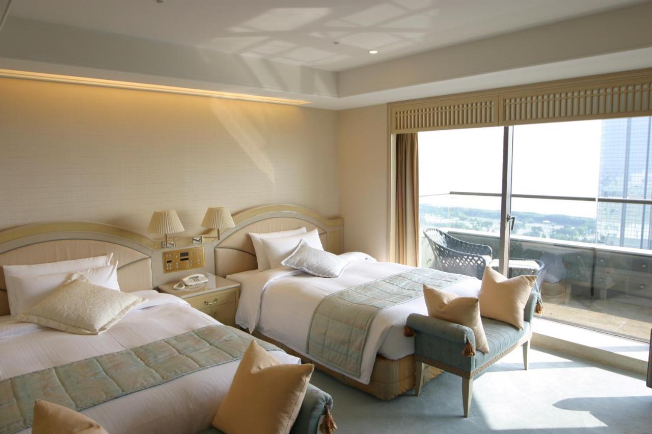 Hotel New Otani Makuhari Чиба Екстериор снимка